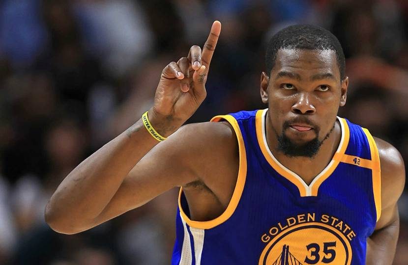 Kevin Durant S Clone Gang Is Scaring The World Of Basketball Epicbuzzer